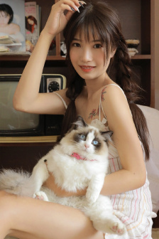 从背后抓住那座巨峰